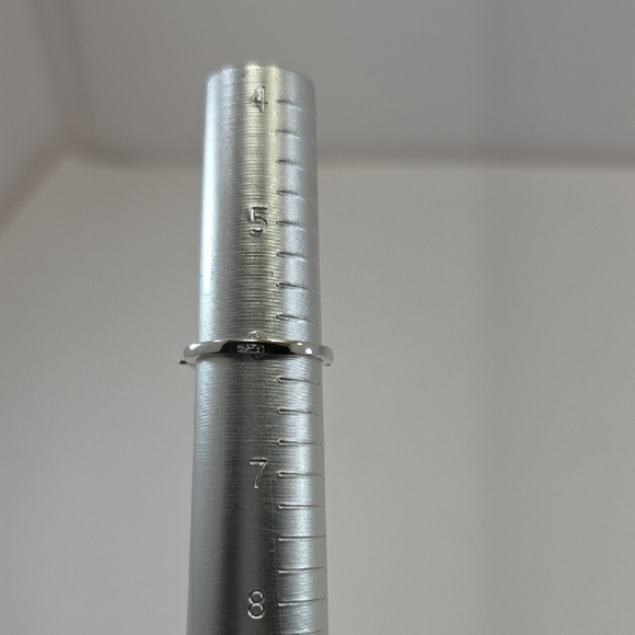 💎 GRA Certified Moissanite Halo Ring | 1CT TW | White Gold Filled | Size 6 - Picture 3 of 7